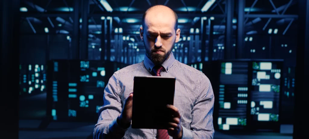 Backup frequency and data deduplication are key components of backup storage efficiency, helping businesses optimize storage costs and reduce storage space consumption.