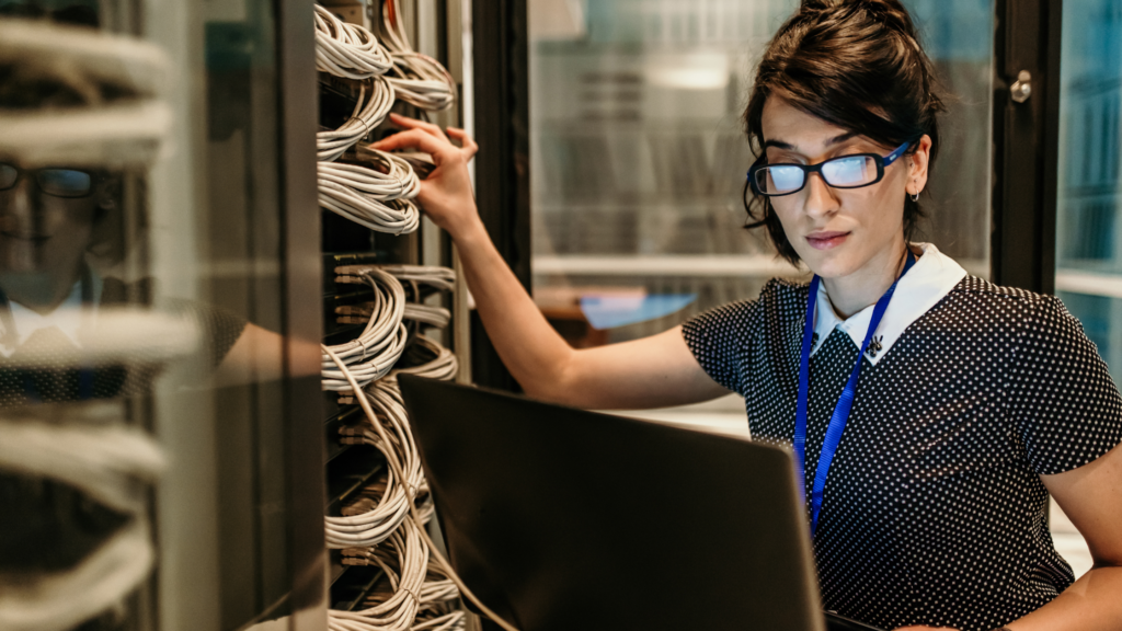 Structured onboarding processes ensure smooth transitions to new IT service providers without disrupting daily business operations.